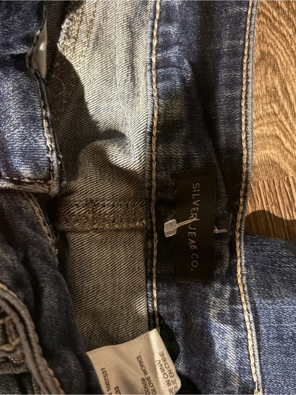Y2k Silver Jeans Women’s Dark Blue Slim Jeans